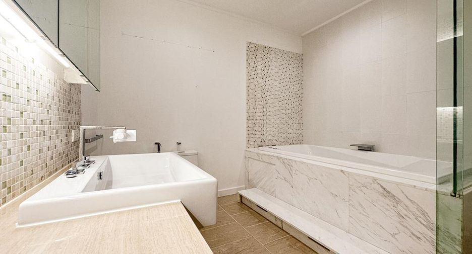 For sale 5 bedrooms condo in North Pattaya, Pattaya