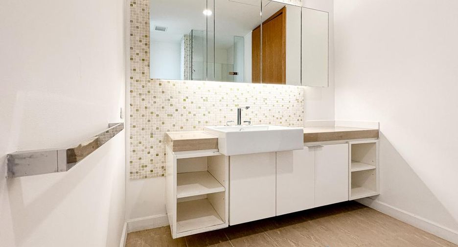For sale 5 bedrooms condo in North Pattaya, Pattaya