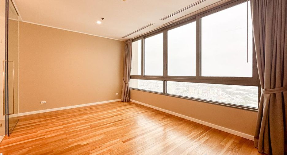 For sale 5 bedrooms condo in North Pattaya, Pattaya