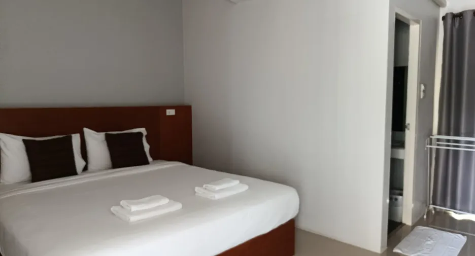 For rent 21 bed hotel in Mueang Lampang, Lampang