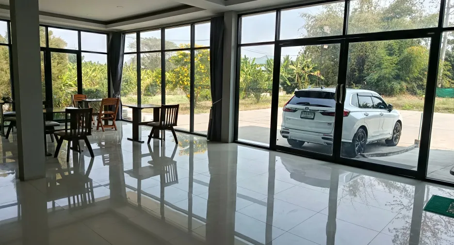 For rent 21 bed hotel in Mueang Lampang, Lampang