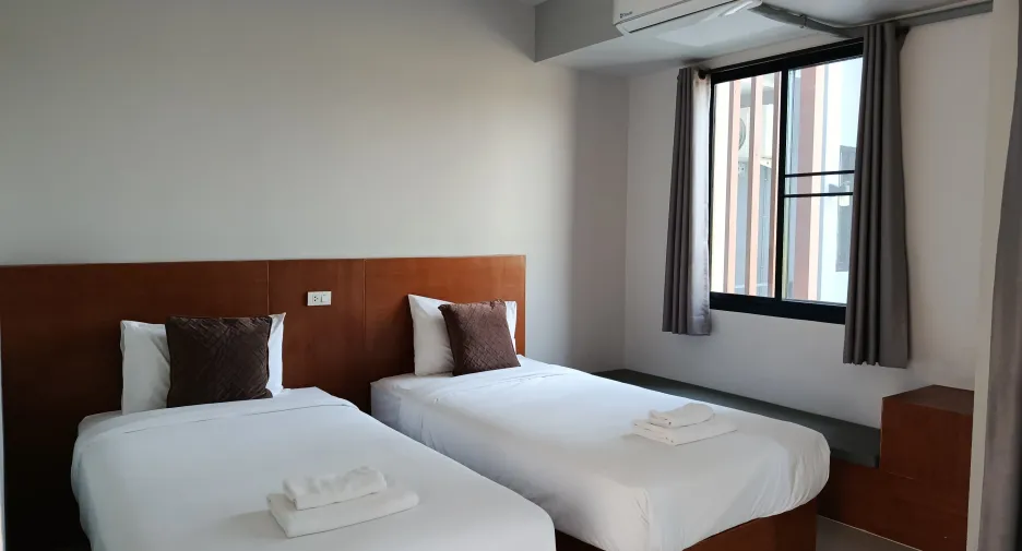 For rent 21 bed hotel in Mueang Lampang, Lampang