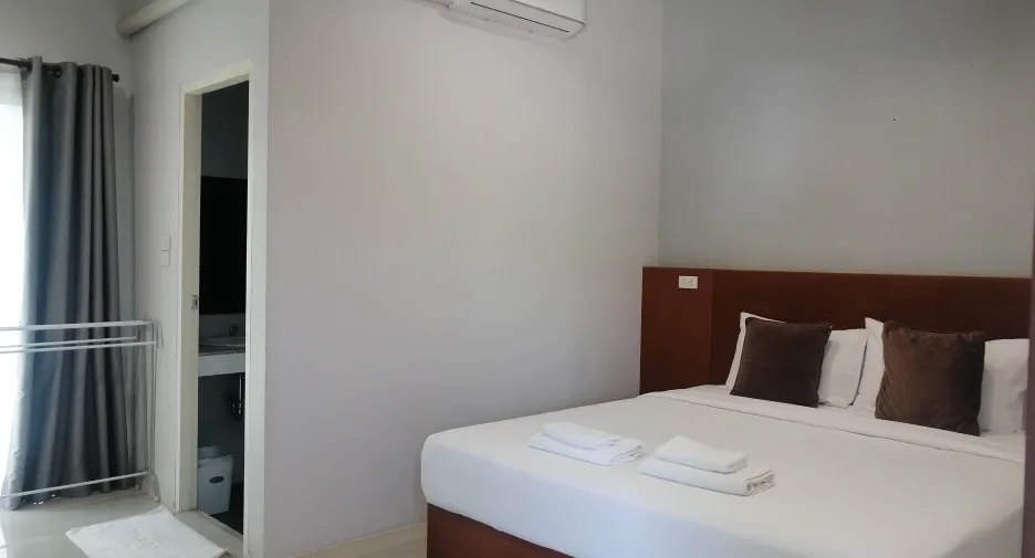 For rent 21 bed hotel in Mueang Lampang, Lampang