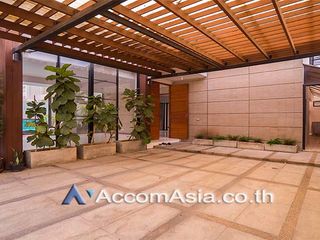 For rent 5 bed house in Khlong Toei, Bangkok