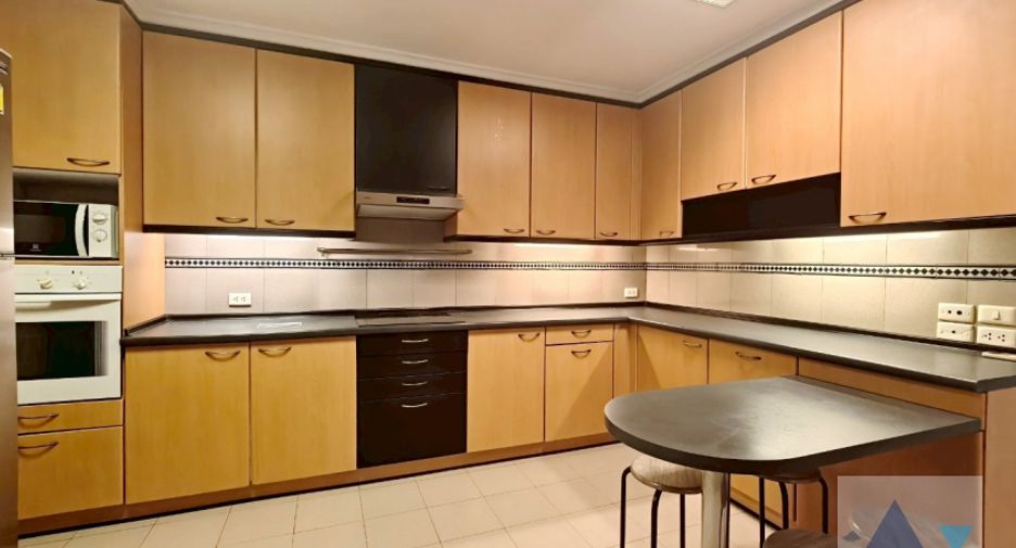 For rent and for sale 3 bed condo in Watthana, Bangkok