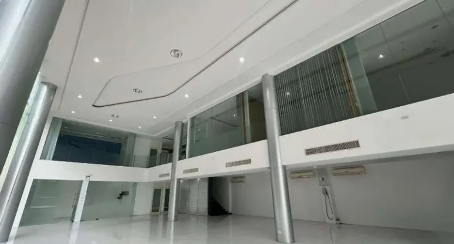 For rent retail Space in Suan Luang, Bangkok