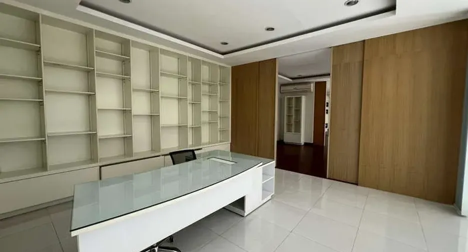 For rent retail Space in Suan Luang, Bangkok