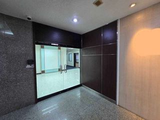 For rent 1 Beds office in Khlong Toei, Bangkok