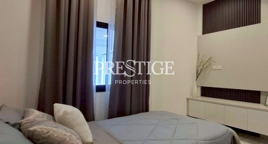 For sale 5 bedrooms house in Bang Lamung, Chonburi