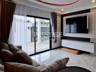 Casa en venta de 5 habitaciones en Bang Lamung, Chonburi