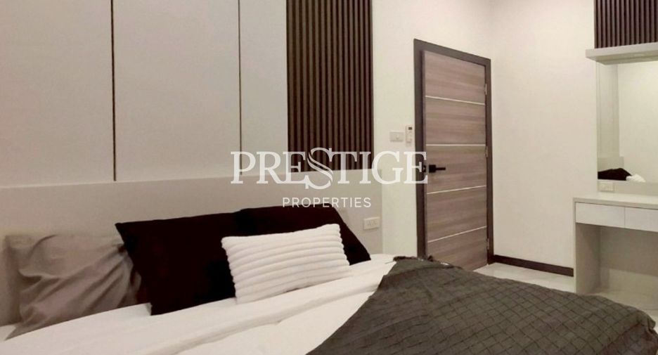 For sale 5 bedrooms house in Bang Lamung, Chonburi