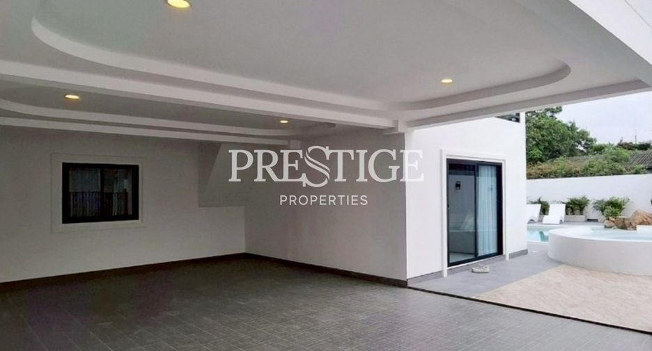 For sale 5 bedrooms house in Bang Lamung, Chonburi