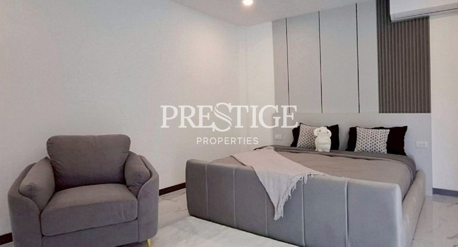 For sale 5 bedrooms house in Bang Lamung, Chonburi