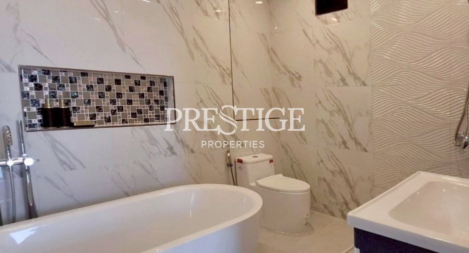 For sale 5 bedrooms house in Bang Lamung, Chonburi