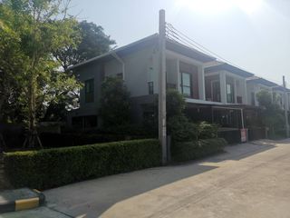 For sale 4 Beds house in Bang Khun Thian, Bangkok