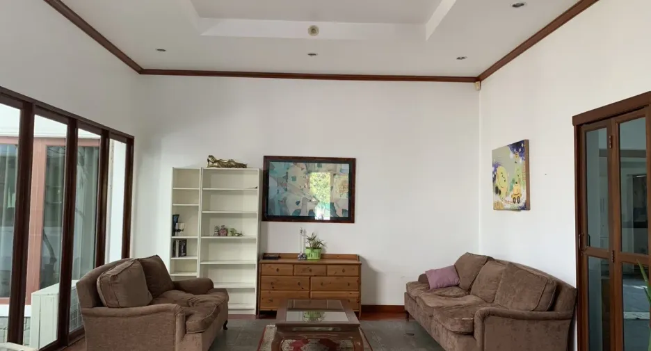 For sale 7 bed villa in Cha Am, Phetchaburi