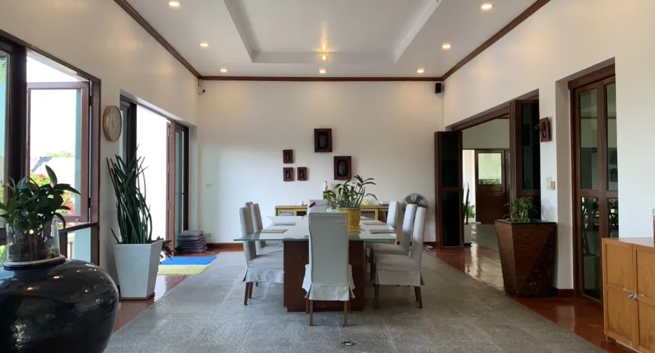 For sale 7 bed villa in Cha Am, Phetchaburi