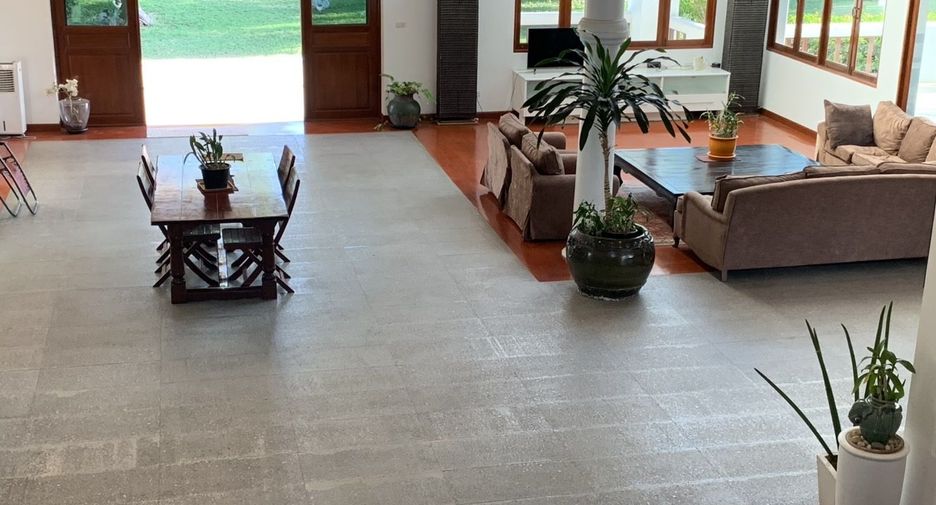 For sale 7 bed villa in Cha Am, Phetchaburi
