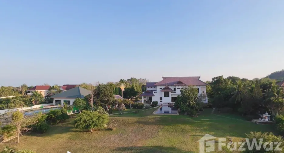 For sale 7 bed villa in Cha Am, Phetchaburi