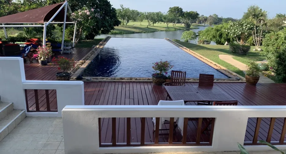For sale 7 bed villa in Cha Am, Phetchaburi