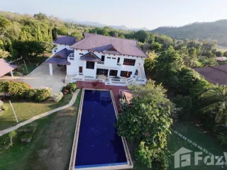 For sale 7 bed villa in Cha Am, Phetchaburi
