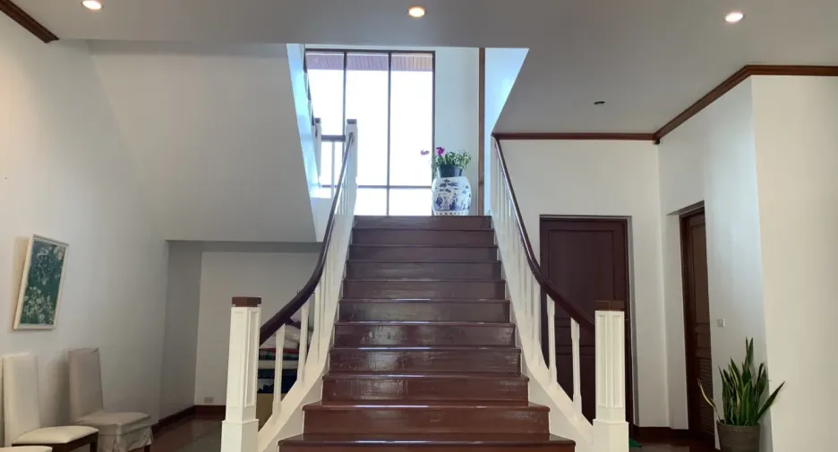 For rent 7 bed villa in Cha Am, Phetchaburi