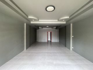 For rent 3 bed retail Space in Hua Hin, Prachuap Khiri Khan