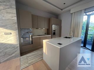 For rent 4 Beds house in Watthana, Bangkok