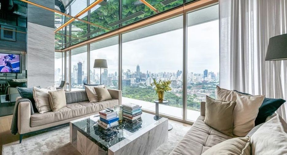 For sale 1 bed condo in Sathon, Bangkok