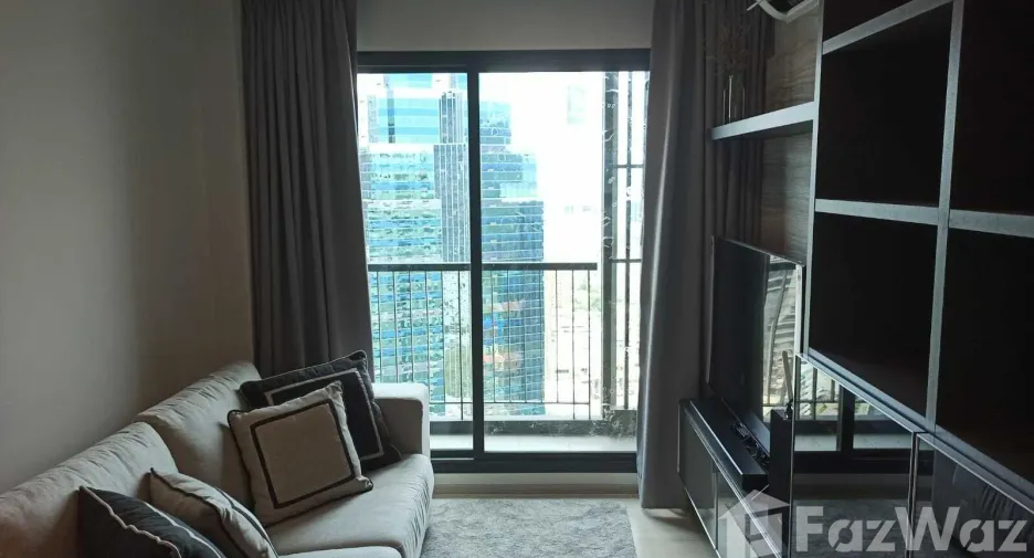 For sale 1 bed condo in Pathum Wan, Bangkok
