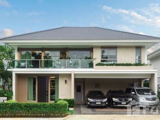 For sale 4 Beds house in Lat Krabang, Bangkok