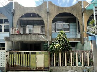 For sale 3 bed townhouse in Watthana, Bangkok