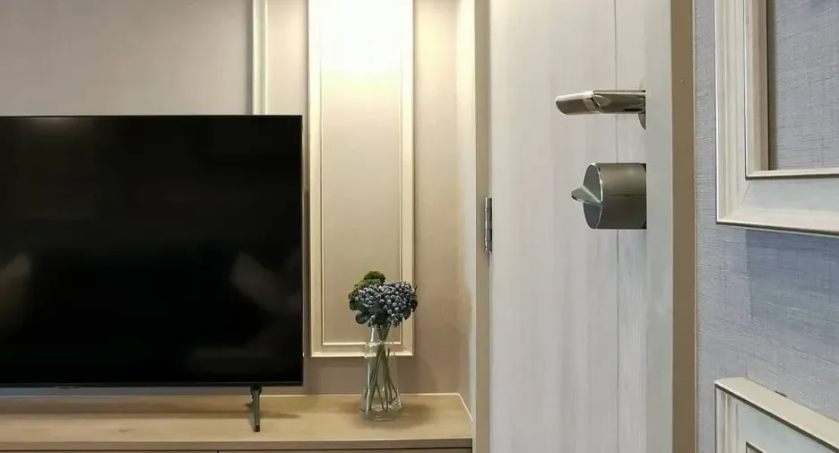 For rent 1 bed condo in Pathum Wan, Bangkok