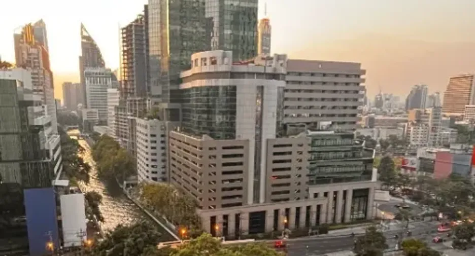 For rent 1 bed condo in Pathum Wan, Bangkok