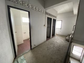 For sale 9 bed townhouse in Mueang Samut Prakan, Samut Prakan