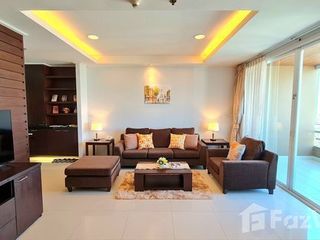 For rent 2 bed condo in Watthana, Bangkok