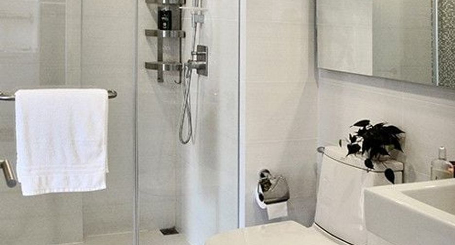 For rent 1 bed condo in Sathon, Bangkok
