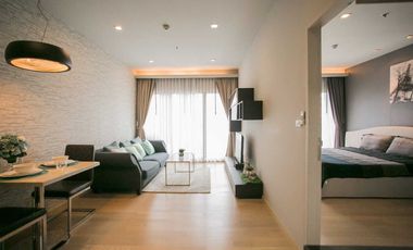 For sale 1 bed condo in Khlong Toei, Bangkok