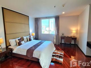 For rent 2 bed condo in Watthana, Bangkok