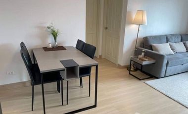 For rent 2 bed condo in Huai Khwang, Bangkok