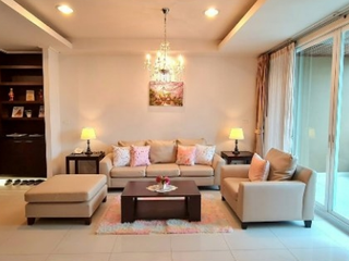 For rent 2 bed condo in Watthana, Bangkok