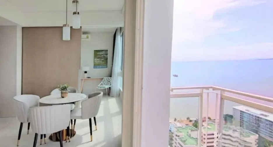 For rent 2 bedrooms condo in Mueang Rayong, Rayong
