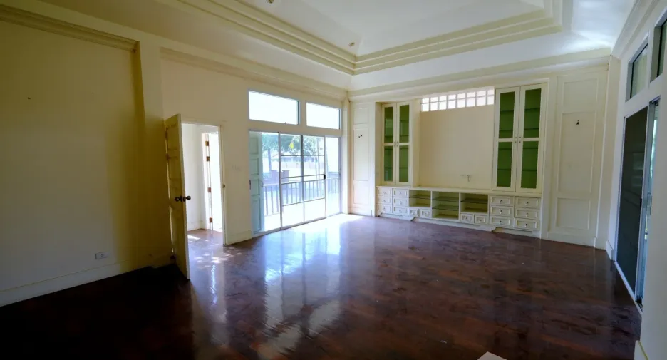 For sale 4 bed house in Hang Dong, Chiang Mai