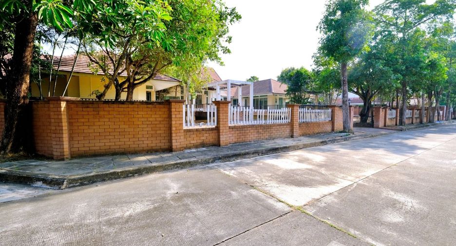 For sale 4 bed house in Hang Dong, Chiang Mai