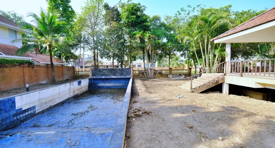 For sale 4 bed house in Hang Dong, Chiang Mai