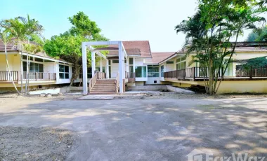 For sale 4 bed house in Hang Dong, Chiang Mai
