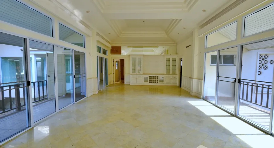 For sale 4 bed house in Hang Dong, Chiang Mai