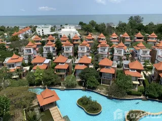 For rent 3 bed condo in Cha Am, Phetchaburi