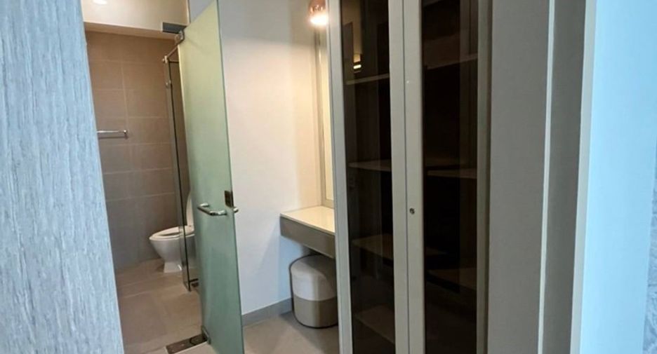 Condo en alquiler y en venta de 1 habitaciones en Pathum Wan, Bangkok