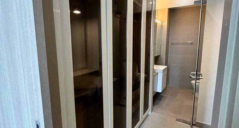 Condo en alquiler y en venta de 1 habitaciones en Pathum Wan, Bangkok